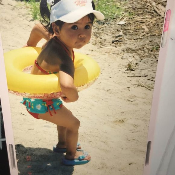 Meet your Posher, Fernanda - Picture 1 of 1